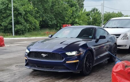 Ford Mustang VI рестайлинг, 2019 год, 3 225 000 рублей, 2 фотография