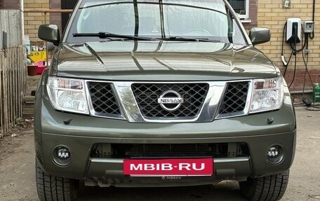 Nissan Pathfinder, 2005 год, 890 000 рублей, 2 фотография