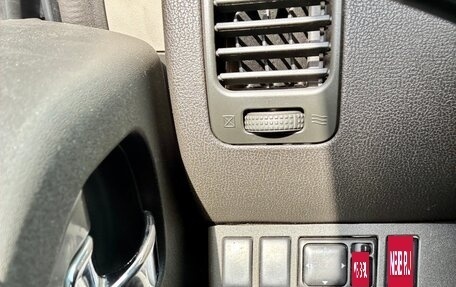 Nissan Pathfinder, 2005 год, 890 000 рублей, 6 фотография