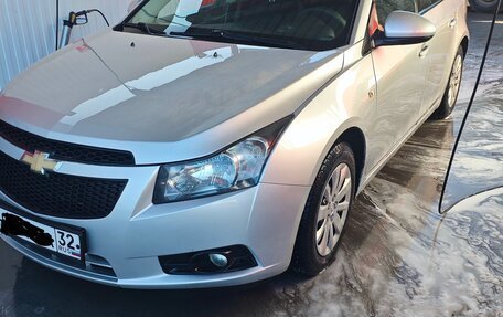Chevrolet Cruze II, 2011 год, 650 000 рублей, 8 фотография