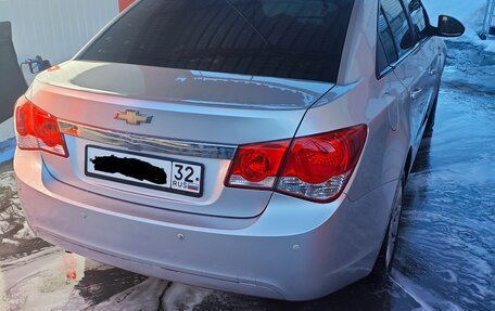 Chevrolet Cruze II, 2011 год, 650 000 рублей, 6 фотография