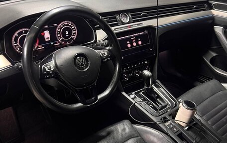 Volkswagen Passat B8 рестайлинг, 2018 год, 3 350 000 рублей, 6 фотография