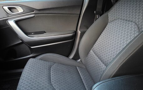 KIA cee'd III, 2018 год, 1 690 000 рублей, 29 фотография