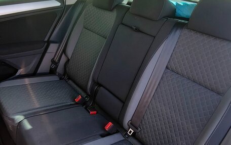 Volkswagen Tiguan II, 2017 год, 2 200 000 рублей, 13 фотография