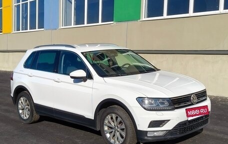 Volkswagen Tiguan II, 2017 год, 2 200 000 рублей, 7 фотография