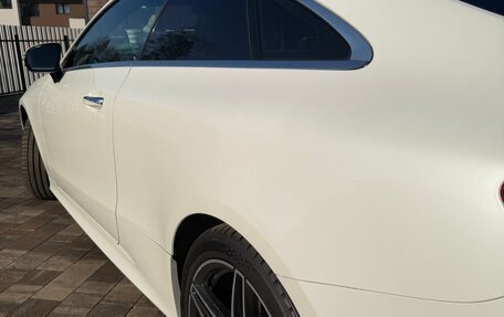 Mercedes-Benz E-Класс, 2019 год, 4 700 000 рублей, 3 фотография