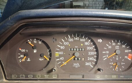 Mercedes-Benz W124, 1988 год, 150 000 рублей, 13 фотография