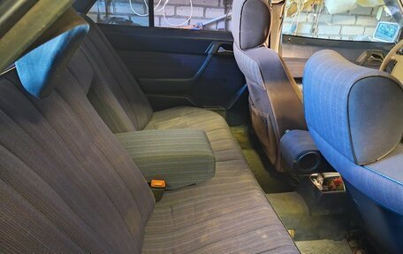 Mercedes-Benz W124, 1988 год, 150 000 рублей, 8 фотография