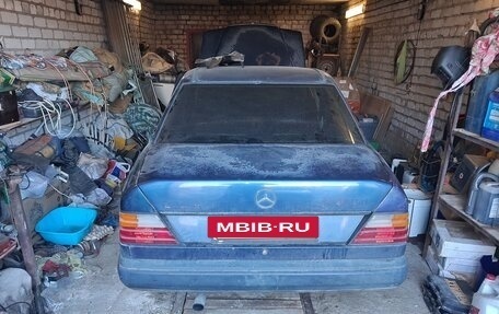 Mercedes-Benz W124, 1988 год, 150 000 рублей, 2 фотография