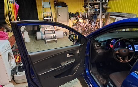KIA Rio III рестайлинг, 2013 год, 630 000 рублей, 10 фотография