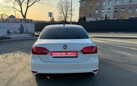 Volkswagen Jetta VI, 2012 год, 850 000 рублей, 5 фотография