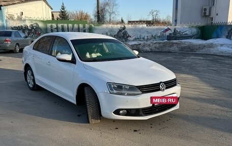 Volkswagen Jetta VI, 2012 год, 850 000 рублей, 2 фотография