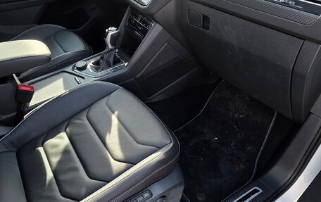 Volkswagen Tiguan II, 2021 год, 4 900 000 рублей, 7 фотография