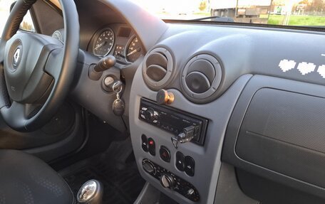 Renault Sandero I, 2012 год, 500 000 рублей, 15 фотография