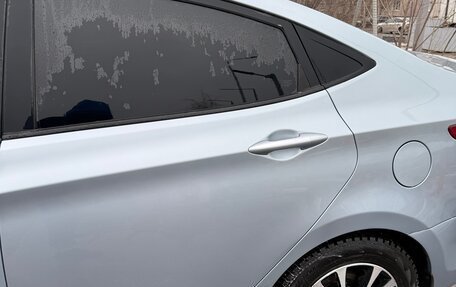 Hyundai Solaris II рестайлинг, 2012 год, 800 000 рублей, 7 фотография