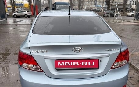 Hyundai Solaris II рестайлинг, 2012 год, 800 000 рублей, 4 фотография