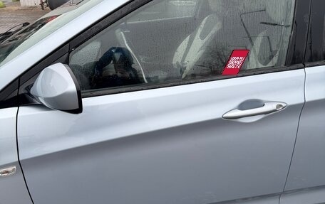 Hyundai Solaris II рестайлинг, 2012 год, 800 000 рублей, 6 фотография