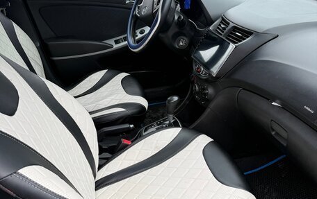 Hyundai Solaris II рестайлинг, 2012 год, 800 000 рублей, 13 фотография