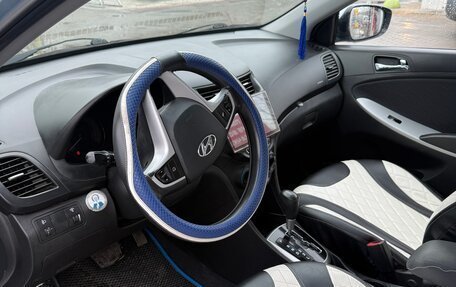 Hyundai Solaris II рестайлинг, 2012 год, 800 000 рублей, 14 фотография