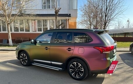 Mitsubishi Outlander III рестайлинг 3, 2021 год, 2 280 000 рублей, 2 фотография