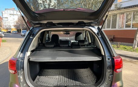 Mitsubishi Outlander III рестайлинг 3, 2021 год, 2 280 000 рублей, 14 фотография