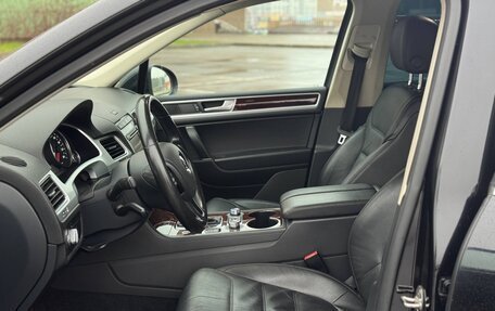 Volkswagen Touareg III, 2016 год, 3 200 000 рублей, 10 фотография