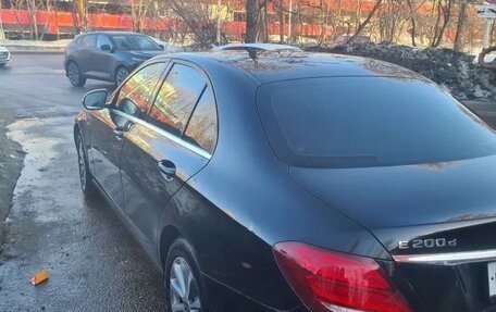 Mercedes-Benz E-Класс, 2019 год, 2 300 000 рублей, 6 фотография