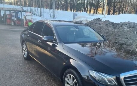 Mercedes-Benz E-Класс, 2019 год, 2 300 000 рублей, 9 фотография