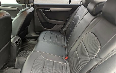 Volkswagen Passat B7, 2011 год, 1 100 000 рублей, 11 фотография