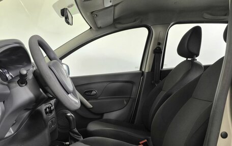 Renault Logan II, 2016 год, 670 000 рублей, 8 фотография