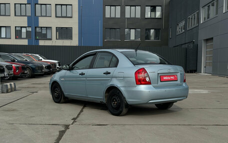 Hyundai Verna II, 2006 год, 350 000 рублей, 2 фотография