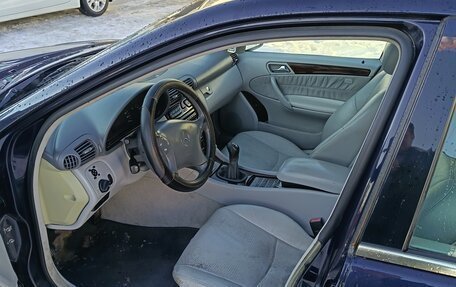 Mercedes-Benz C-Класс, 2001 год, 12 фотография