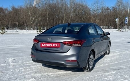 Hyundai Solaris II рестайлинг, 2017 год, 1 300 000 рублей, 4 фотография