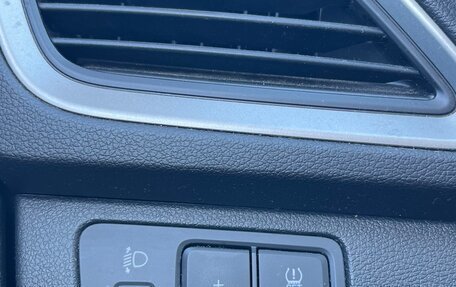 Hyundai Solaris II рестайлинг, 2017 год, 1 300 000 рублей, 11 фотография