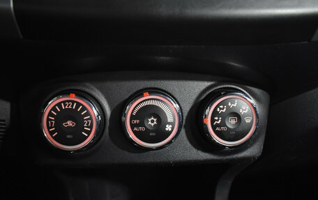 Mitsubishi Outlander III рестайлинг 3, 2011 год, 1 029 000 рублей, 15 фотография