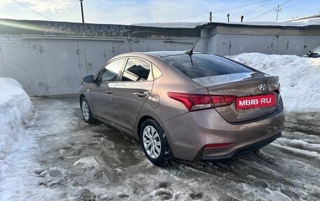 Hyundai Solaris II рестайлинг, 2018 год, 1 190 000 рублей, 2 фотография