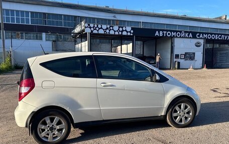 Mercedes-Benz A-Класс, 2009 год, 560 000 рублей, 3 фотография