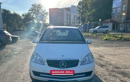 Mercedes-Benz A-Класс, 2009 год, 560 000 рублей, 2 фотография