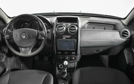 Renault Duster I рестайлинг, 2017 год, 1 329 000 рублей, 13 фотография