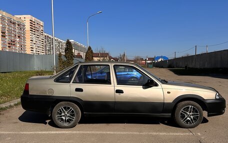 Daewoo Nexia I рестайлинг, 2010 год, 245 000 рублей, 2 фотография