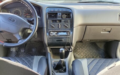 Toyota Avensis III рестайлинг, 1998 год, 173 000 рублей, 9 фотография