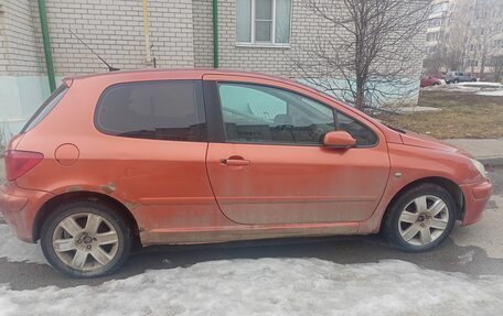 Peugeot 307 I, 2002 год, 240 000 рублей, 2 фотография