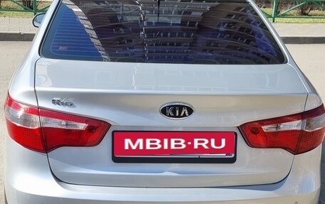 KIA Rio III рестайлинг, 2011 год, 870 000 рублей, 2 фотография