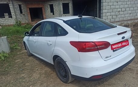 Ford Focus III, 2017 год, 975 000 рублей, 2 фотография