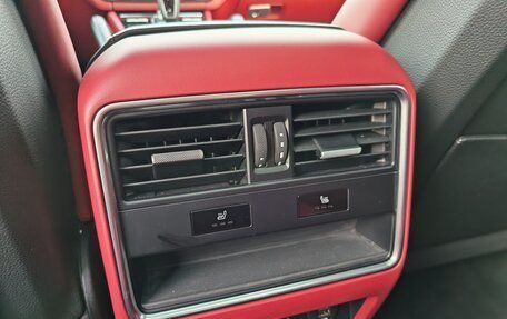 Porsche Cayenne III, 2019 год, 8 000 000 рублей, 13 фотография