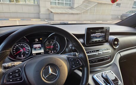 Mercedes-Benz V-Класс, 2019 год, 5 450 000 рублей, 7 фотография