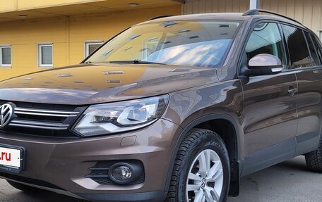 Volkswagen Tiguan I, 2015 год, 1 200 000 рублей, 2 фотография