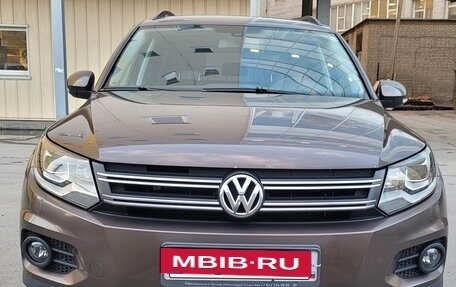 Volkswagen Tiguan I, 2015 год, 1 200 000 рублей, 3 фотография