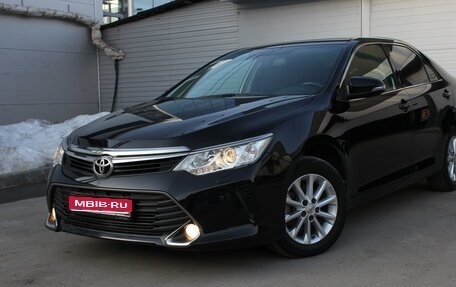 Toyota Camry, 2016 год, 2 300 000 рублей, 1 фотография