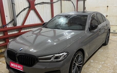 BMW 5 серия, 2021 год, 4 890 000 рублей, 1 фотография